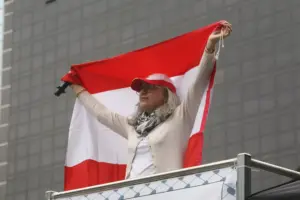 레바논인 학자∙활동가 라니아 하페즈: “레바논과 팔레스타인 민중의 정의∙자유를 위해 행진하는 여러분과 마음으로 함께합니다”